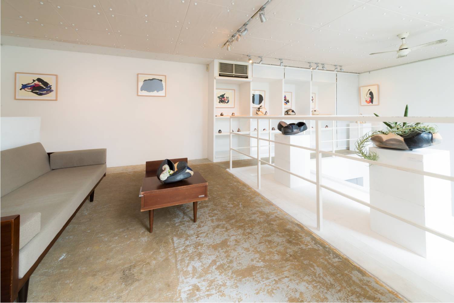 Installation view 塩谷良太展