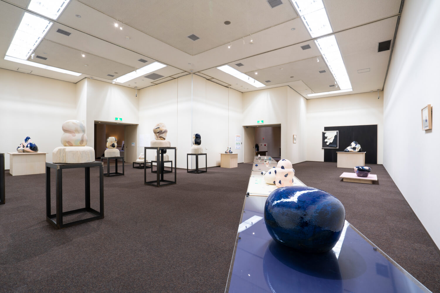 Installation view 塩谷良太展 かたちにかたちのないもの